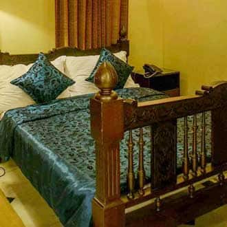 https://imgcld.yatra.com/ytimages/image/upload/t_hotel_yatra_city_desktop/v1463519896/Domestic Hotels/Hotels_Kolkata/Hotel 233 Park Street - A Vintage Boutique Hotel./HO_2WaImV.jpg